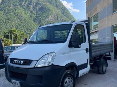 Iveco Ecodaily RIBALTABILE TRILATERALE Bianco usata Ardenno