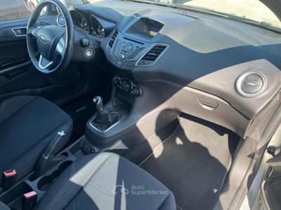 Ford Fiesta 1.2 60CV 5 porte Argento usata Buttrio