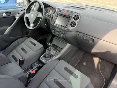 Volkswagen Tiguan 2.0 16V TDI DPF Trend & Fun (18°) Grigio usata Buttrio