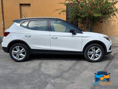 Seat Arona 1.0 tgi FR 90cv Bianco usata Bologna