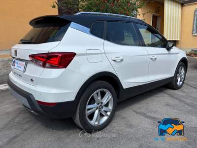 Seat Arona 1.0 tgi FR 90cv Bianco usata Bologna