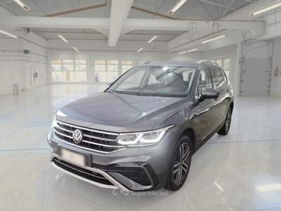 Volkswagen Tiguan Allspace VOLKSWAGEN TIGUAN ALLSPACE 2.0 TDI SCR ELEGANCE DSG SUV usata Verona