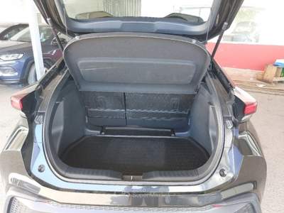 Toyota C-HR TOYOTA C-HR 1.8 HV E-CVT ACTIVE SUV usata Bari