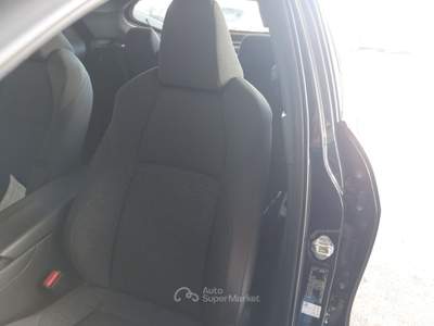 Toyota C-HR TOYOTA C-HR 1.8 HV E-CVT ACTIVE SUV usata Bari