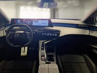 Peugeot 3008 PEUGEOT 3008 HYBRID 136 GT E-DCS 6 SUV usata Pozzuoli