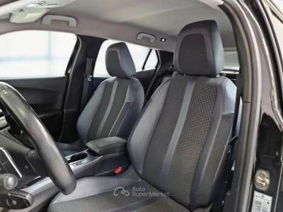 Peugeot 2008 PEUGEOT 2008 BLUEHDI 130 EAT8 ALLURE S/S AUT. CROSSOVER usata Casei Gerola