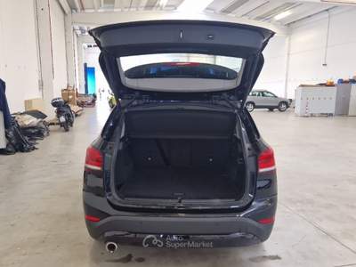 BMW X1 BMW X1 XDRIVE 25E BUSINESS ADVANTAGE AUTOMATICO SUV usata Casei Gerola