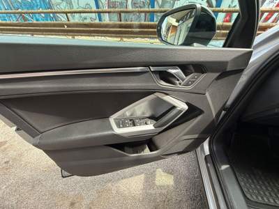 Audi Q3 IMPECCABILE Argento usata Pomezia
