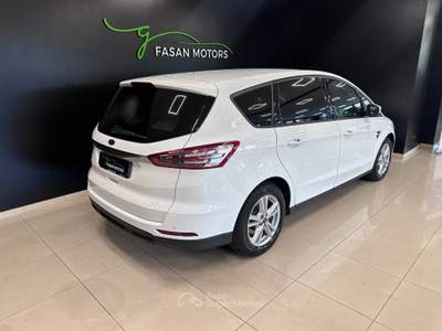 Ford S-Max 2.0 tdci Business s&amp;s 150cv powershift usata Fontanafredda