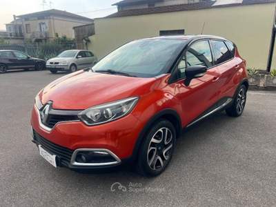 Renault Captur 0.9 tce energy R-Link s&s 90cv Arancione usata Agliana