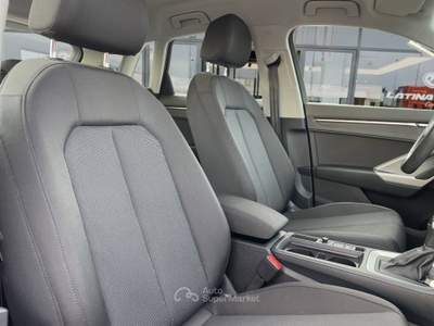 Audi Q3 35 2.0 tdi Business Advanced s-tronic CON CARPLAY Nero usata Latina