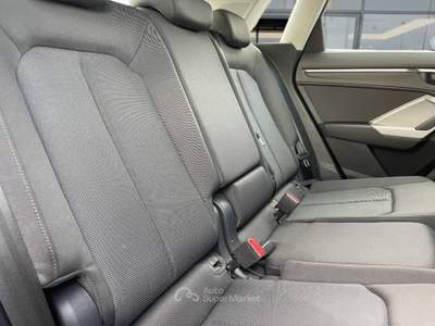 Audi Q3 35 2.0 tdi Business Advanced s-tronic CON CARPLAY Nero usata Latina