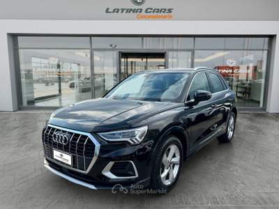 Audi Q3 35 2.0 tdi Business Advanced s-tronic CON CARPLAY Nero usata Latina