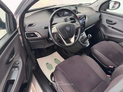 Lancia Ypsilon METANO Ecochic GOLD UNICOPROPRITARIO Bronzo usata Pollenza