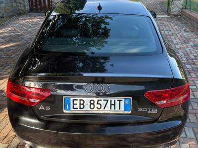 Audi A5 no fumatori, 2 proprietari. usata Torino