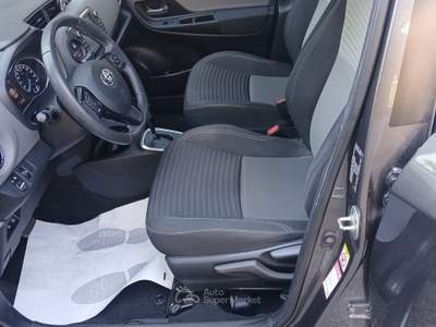 Toyota Yaris Yaris 5p 1.5h Business Grigio usata San Zenone degli Ezzelini
