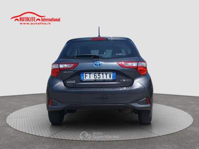 Toyota Yaris Yaris 5p 1.5h Business Grigio usata San Zenone degli Ezzelini