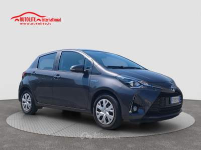 Toyota Yaris Yaris 5p 1.5h Business Grigio usata San Zenone degli Ezzelini