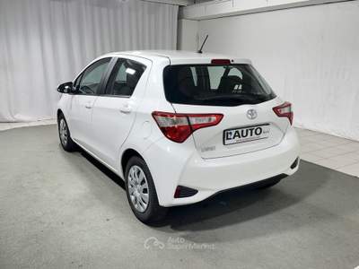Toyota Yaris 1.0 VVT-i Cool Bianco usata Montagna in Valtellina