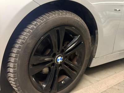 BMW Serie 3 316d Auto in condizioni ECCELLENTI Grigio usata prato