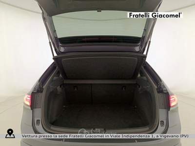Volkswagen Taigo 1.0 tsi r-line 115cv Grigio usata Vigevano