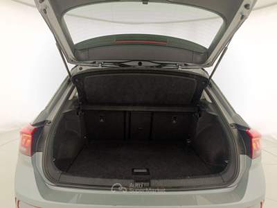 Volkswagen T-Roc 1.0 tsi style 115cv Argento usata Assago