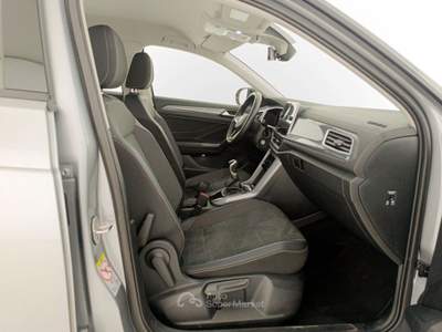 Volkswagen T-Roc 1.0 tsi style 115cv Argento usata Assago