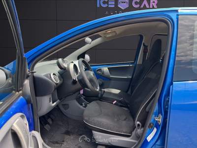 Peugeot 107 1.0 68cv 5p. desir Blu/Azzurro usata Roma