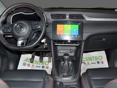 MG ZS  - 1.5 mt luxury Arancione usata CAGLIARI