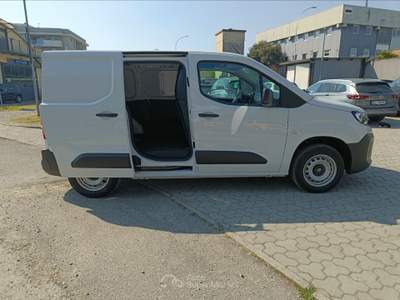 Opel Combo  l1h1 1.5d 100cv s&s mt6 Bianco usata Monza