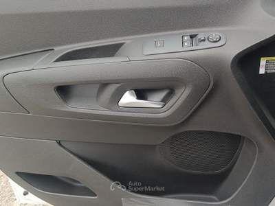 Opel Combo  l1h1 1.5d 100cv s&s mt6 Bianco usata Monza