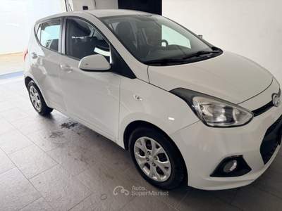 Hyundai i10 gpl Bianco usata San Giovanni Rotondo