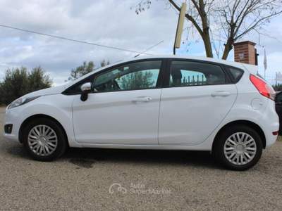 Ford Fiesta 1.4 GPL Business Ideale per neopatentati Bianco usata Pisticci