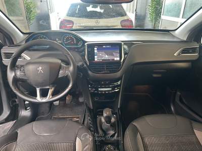 Peugeot 2008 1.2 benzina 110cv 80’000 km Grigio usata Torino