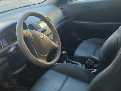 Hyundai i30 ottime condizioni, mai incidentata Blu/Azzurro usata crecchio