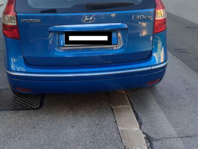 Hyundai i30 ottime condizioni, mai incidentata Blu/Azzurro usata crecchio