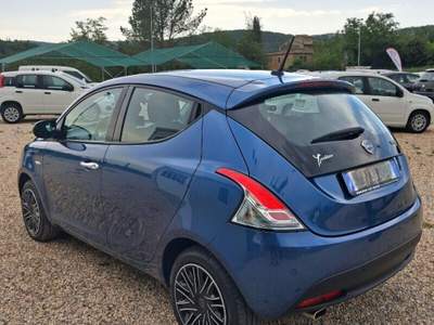 Lancia Ypsilon Ypsilon 1.0 FireFly 5 porte S&S Hybrid Gold Blu/Azzurro usata Laterina