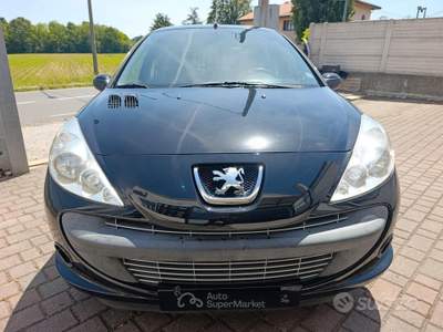 Peugeot 206 PLUS 5P 1.1 X-LINE NEOPATENTATI usata Bulgarograsso