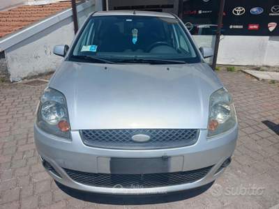 Ford Fiesta 5p. Titanium usata Bulgarograsso