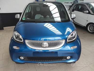 Smart ForTwo 1.0 twinamic Sport NEOPATENTATI usata Bulgarograsso