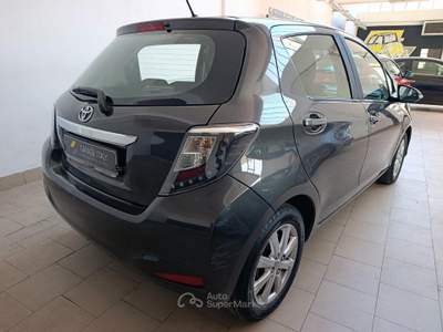 Toyota Yaris 5 porte Lounge Più NEOPATE usata Bulgarograsso