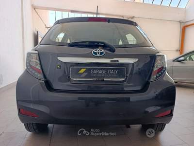 Toyota Yaris 5 porte Lounge Più NEOPATE usata Bulgarograsso