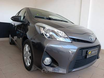 Toyota Yaris 5 porte Lounge Più NEOPATE usata Bulgarograsso
