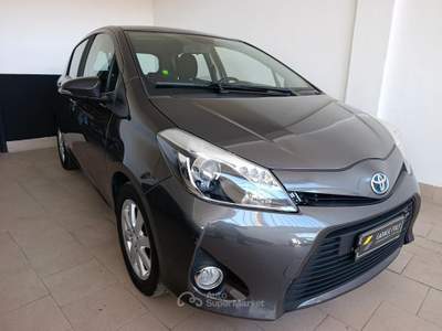 Toyota Yaris 5 porte Lounge Più NEOPATE usata Bulgarograsso