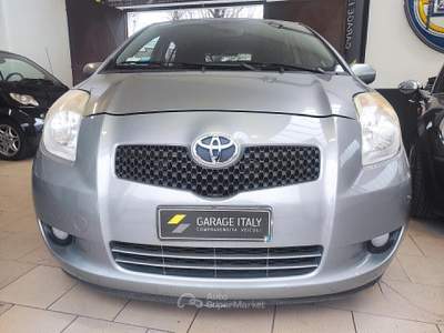 Toyota Yaris 5 porte Sol usata Bulgarograsso