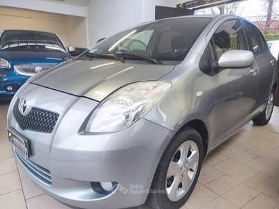 Toyota Yaris 5 porte Sol usata Bulgarograsso