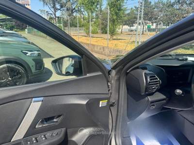 Citroen C4 X BlueHDI 130CV EAT8 Max NAVI+RETR. usata Modena