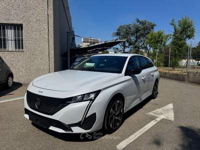 Peugeot 308 BlueHDi 130CV EAT8 SW Allure KM. 4.2 usata Modena