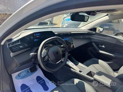 Peugeot 308 BlueHDi 130CV EAT8 SW Allure KM. 4.2 usata Modena