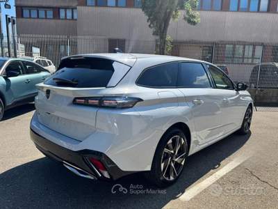 Peugeot 308 BlueHDi 130CV EAT8 SW Allure KM. 4.2 usata Modena